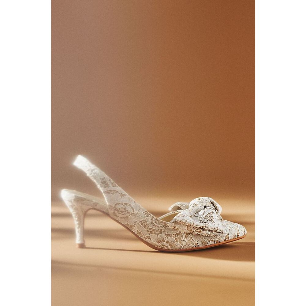 Seychelles 'Neve' White Fabric Heels Size 6